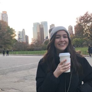Meet your Posher, Kelly